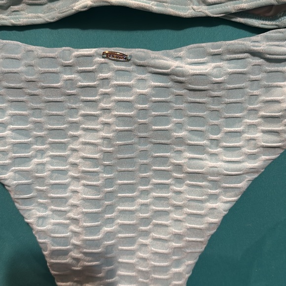 Kamoni two piece bikini - Picture 3 of 4